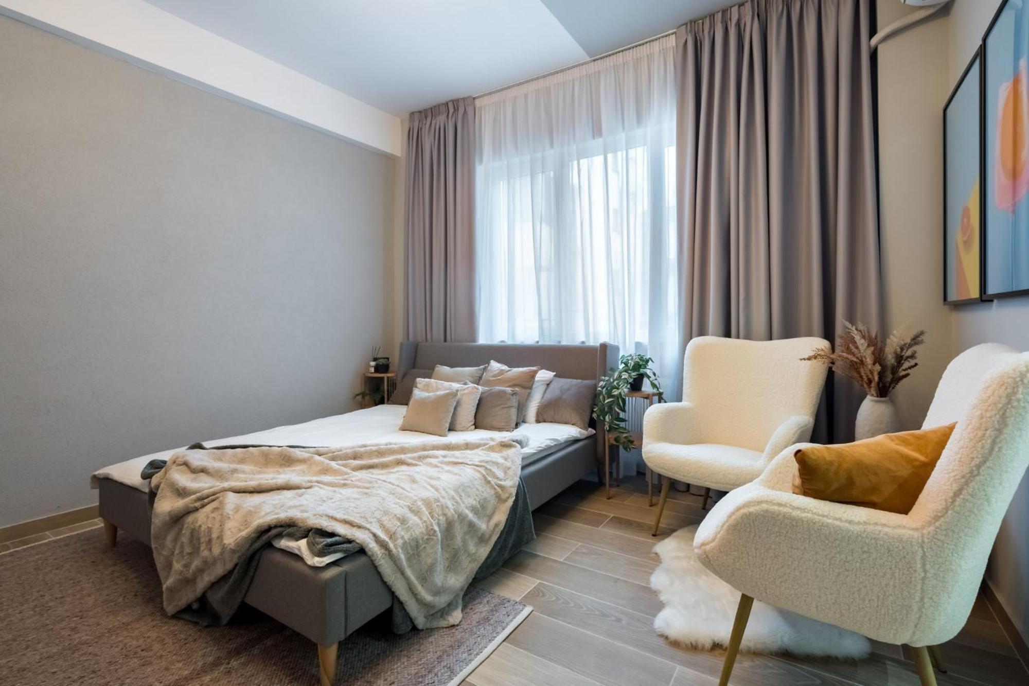 Appartamento Old Town - Victoriei 25 - Urbannest Bucarest Esterno foto