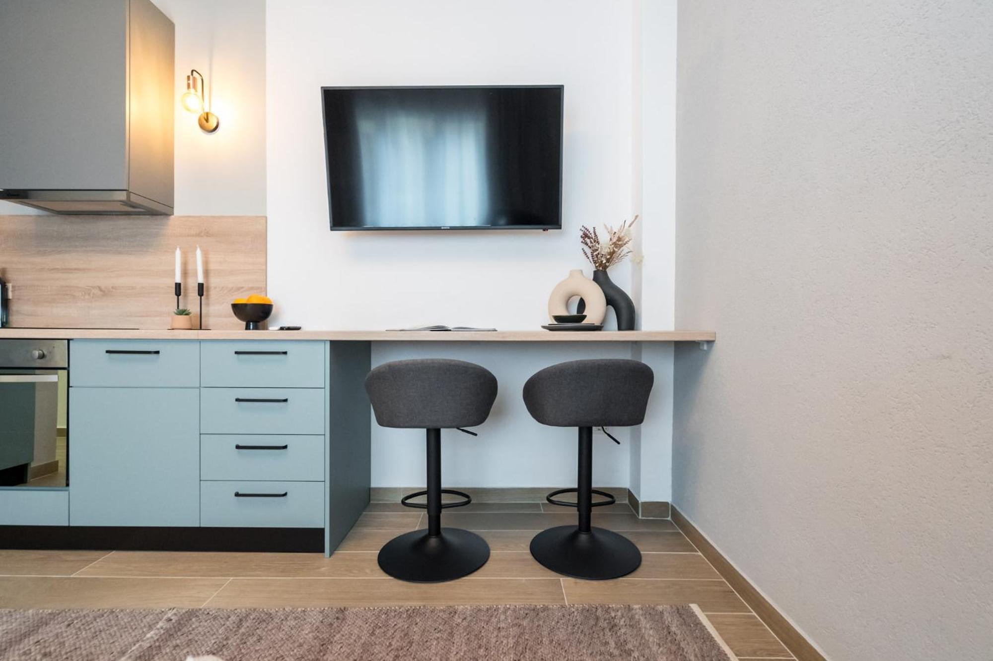 Appartamento Old Town - Victoriei 25 - Urbannest Bucarest Esterno foto