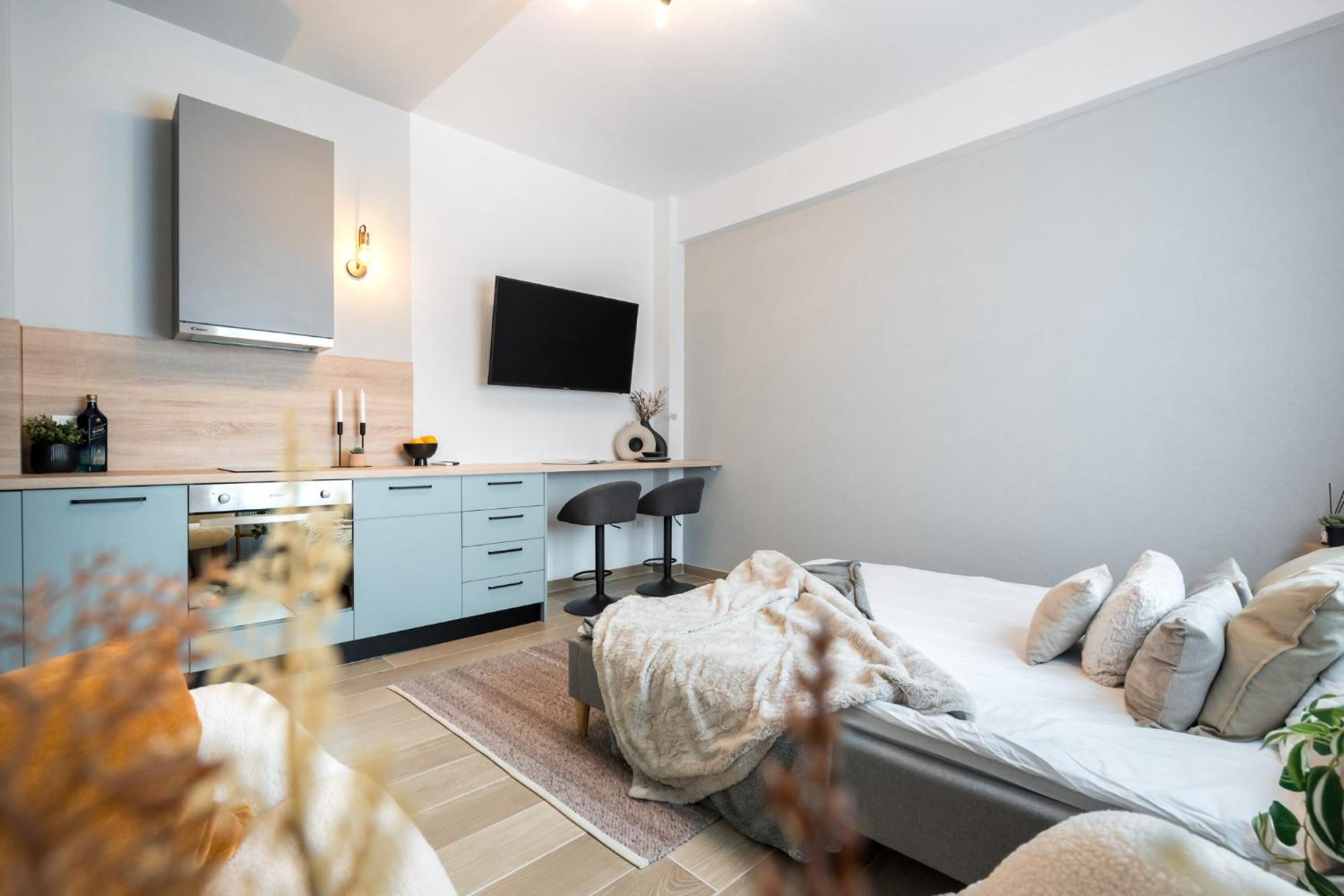 Appartamento Old Town - Victoriei 25 - Urbannest Bucarest Esterno foto